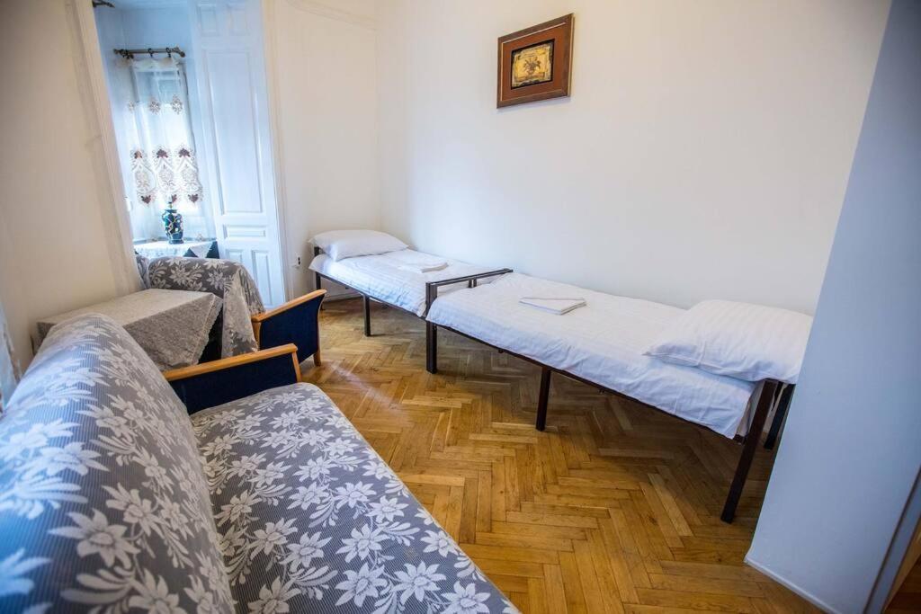 Keleti Apartment City Center Big Flat Bedroom Private Use Budapest Exterior foto